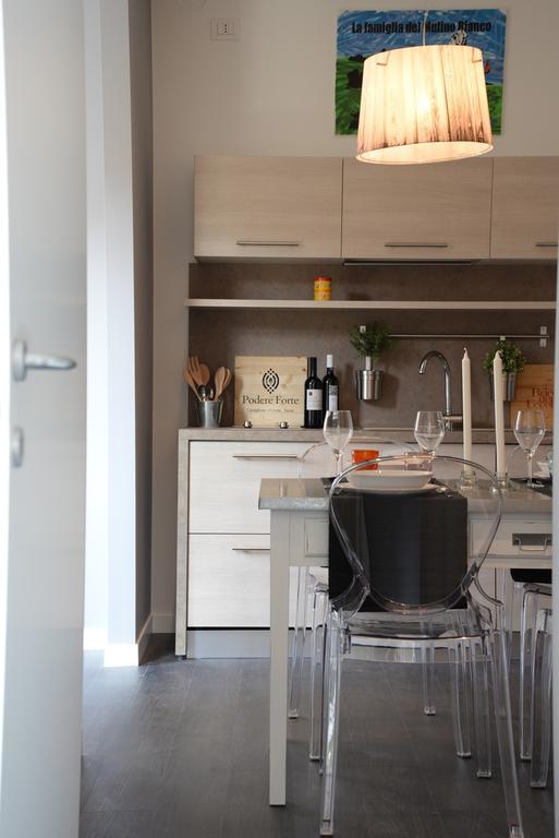 Art Design Appartamento Con Terrazzo By Logicasa Lake Como Quarto foto